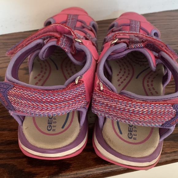 Geox Size 3 Kids Sandals - Picture 8 of 8